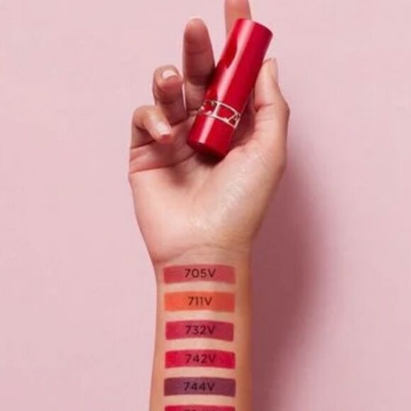 Clarins Joli Rogue Velvet Moisturizing Long Wearing Lipstick 705V Soft Berry NIB - Picture 5 of 5